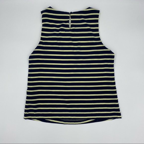 Forever 21 Essentials Top - Picture 3 of 8